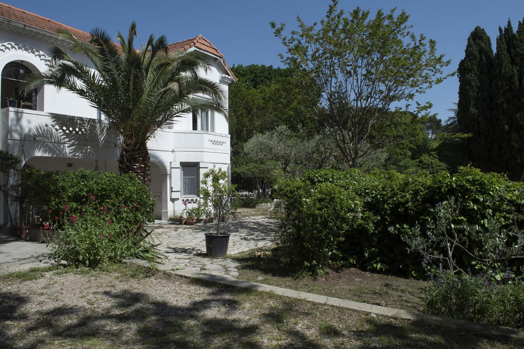 La Villa Plaisance - Maison Et Chambres D Hotes A Proximite De Chateaneuf-Du-Pape Bedarrides Exterior photo